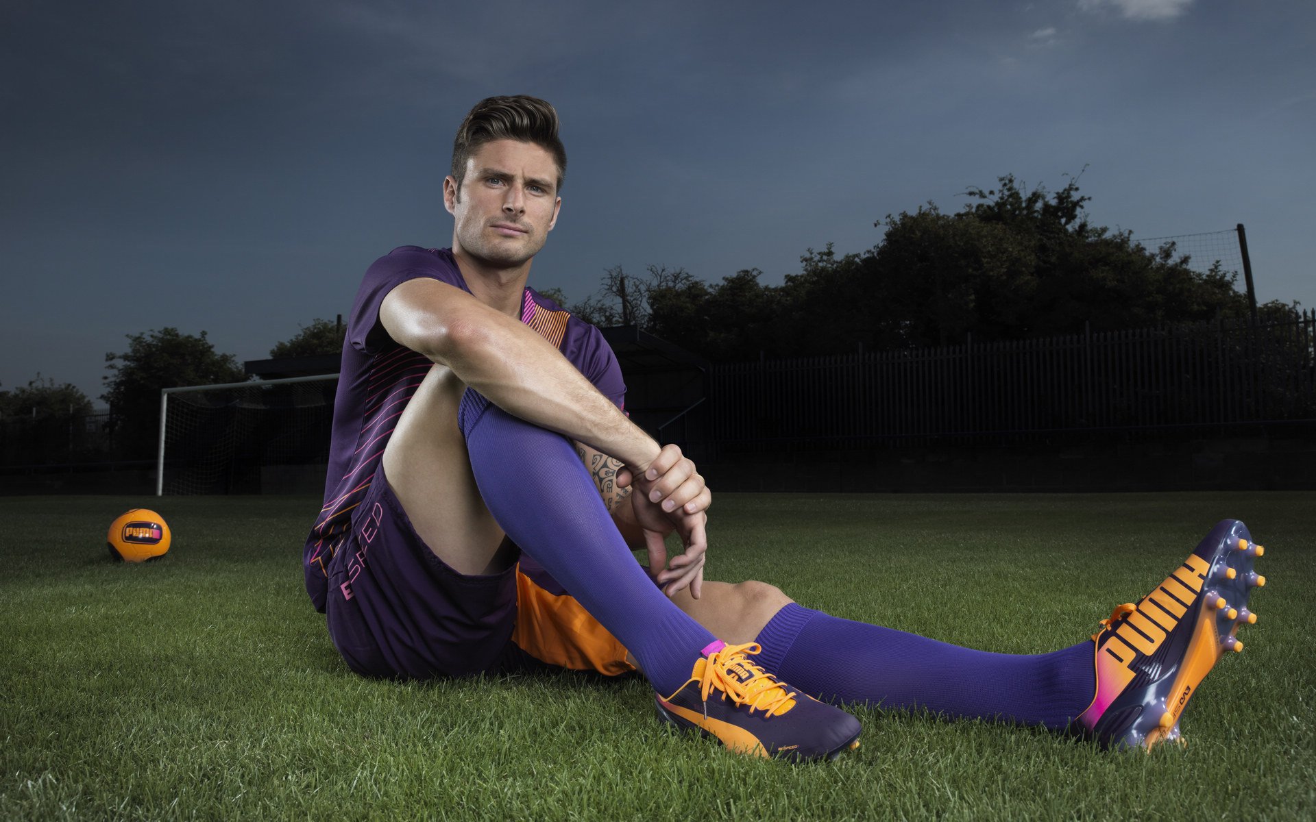 39岁吉鲁归化首秀封神!澳大利亚2-1爆冷英格兰,2026世界杯H组上演史诗逆转